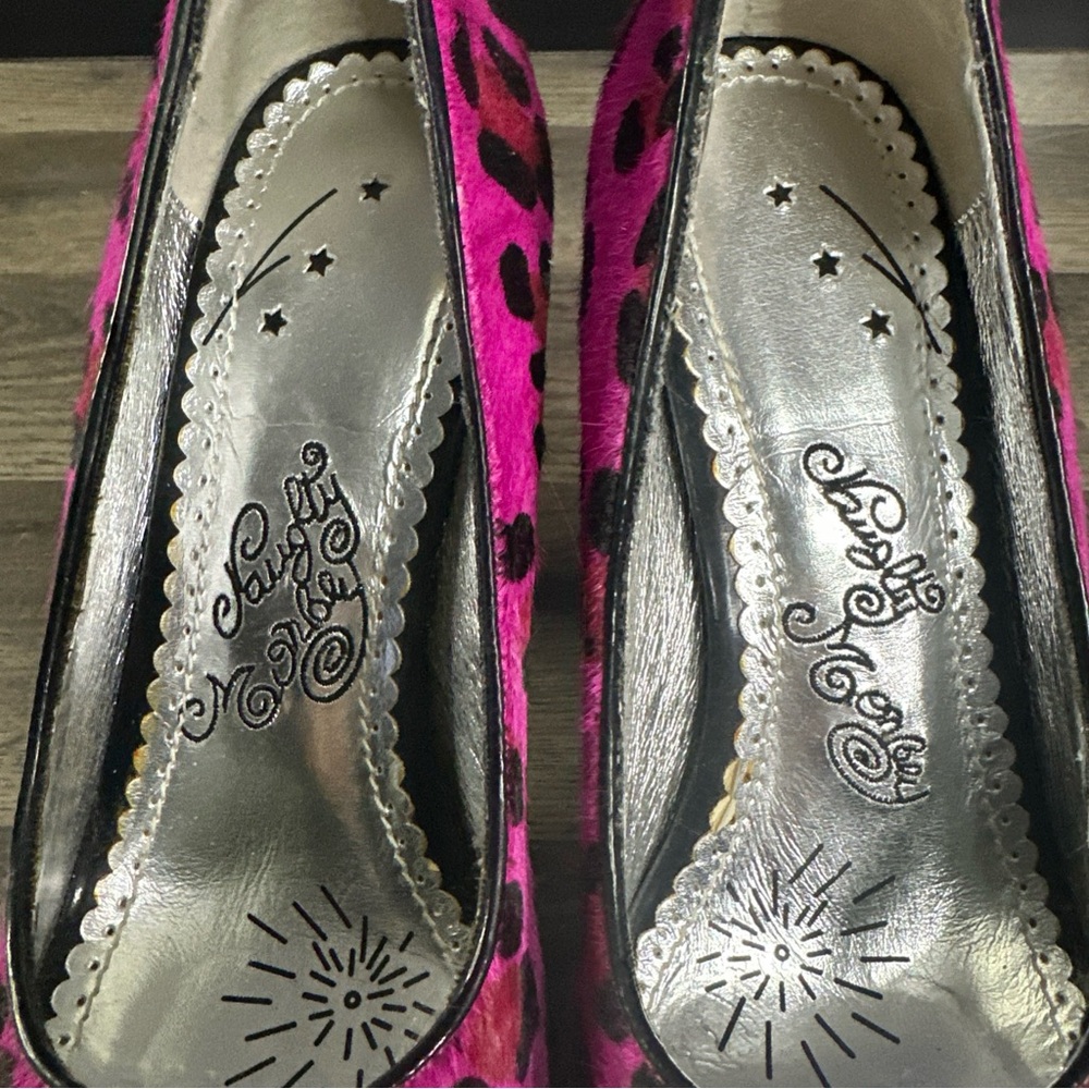 Naughty Monkey Fuchsia Leopard Peep Toe Heels - Picture 4 of 12